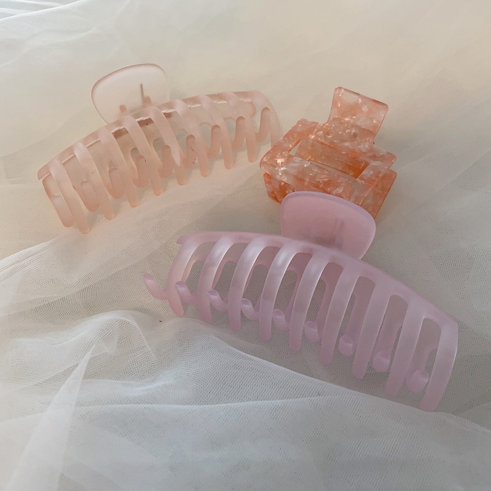 🎁3/$30 NEW Pink Peach Claw Hair Clip Bundle
